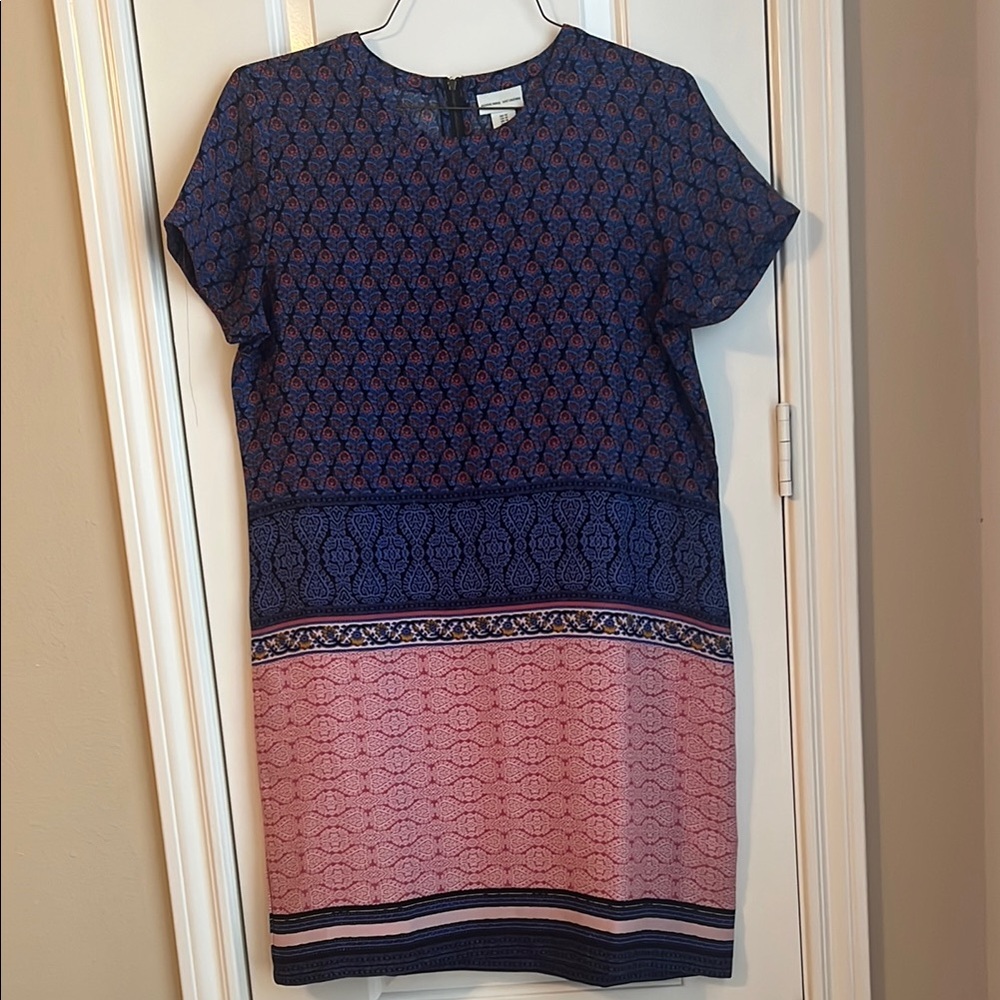 Adrienne Vittadini Blue Pink shift Dress